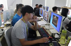 全校區(qū)一起玩游戲，這種場景你能想象么？